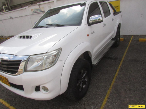 Toyota Hilux 2.5 Imv 142 hp 4x4