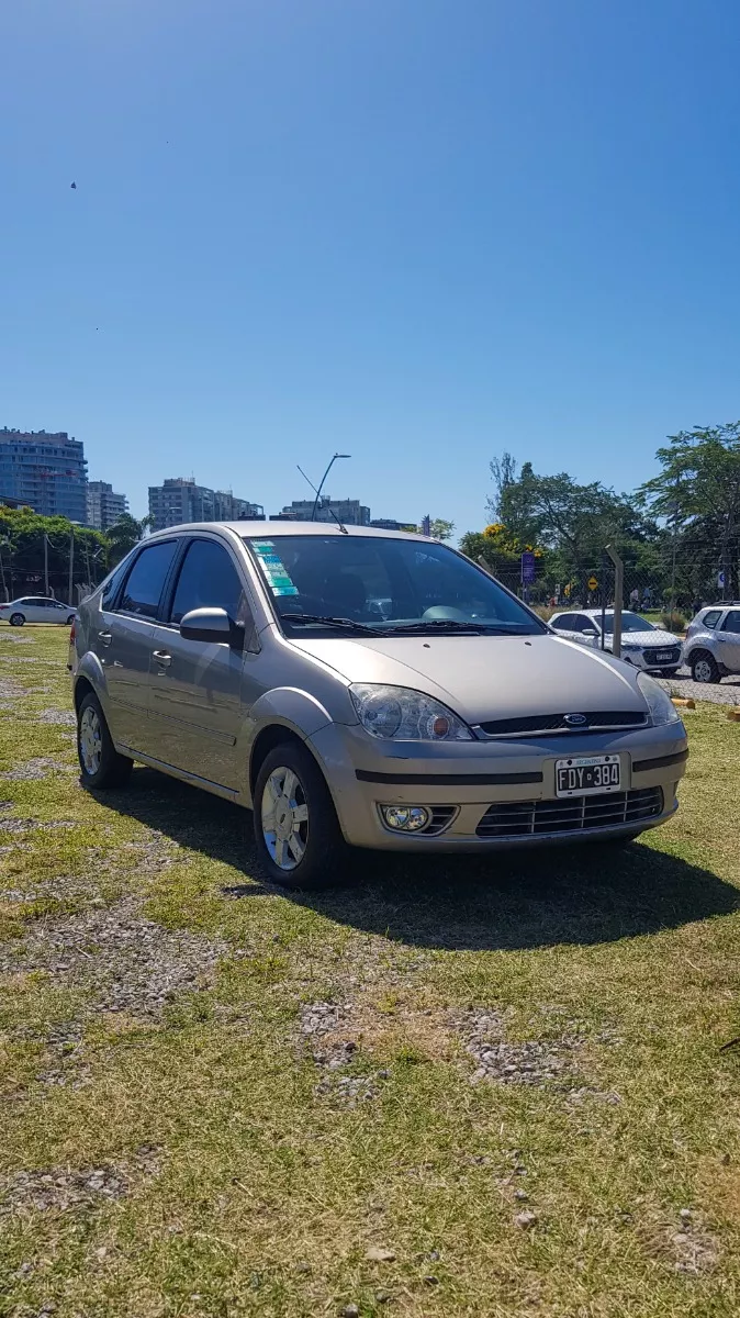 Ford Fiesta Max 1.6 Max Edg Plu