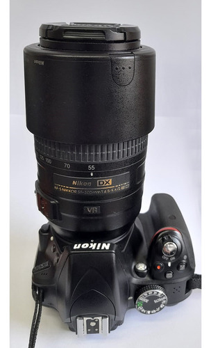 Lente Nikon Teleobjetivo Zoom 55mm - 300mm