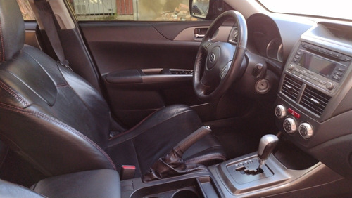 Subaru Impreza Awd 2.0