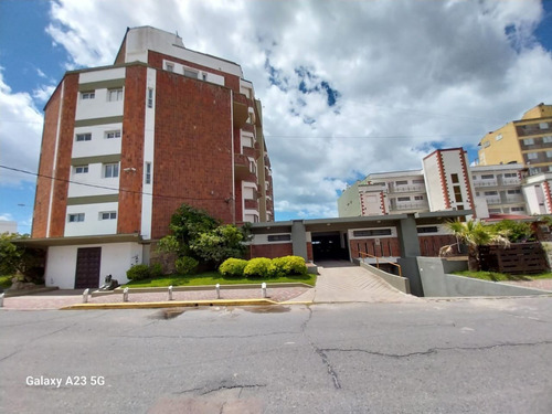 Venta Edificio 50 Dormitorios Zona Centro Con Cochera