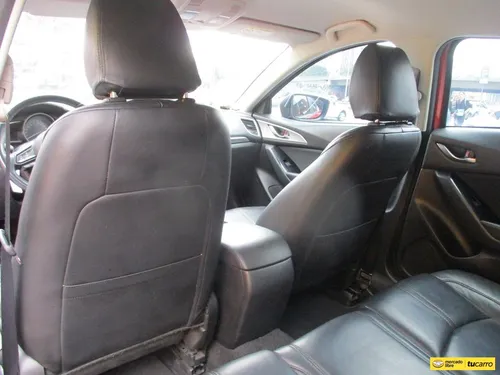 Mazda 3 TOURING 2000CC AT AA