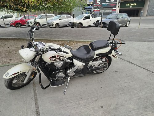 Motocicleta Yamaha Xvs 1300cc Midnight Color Blanco