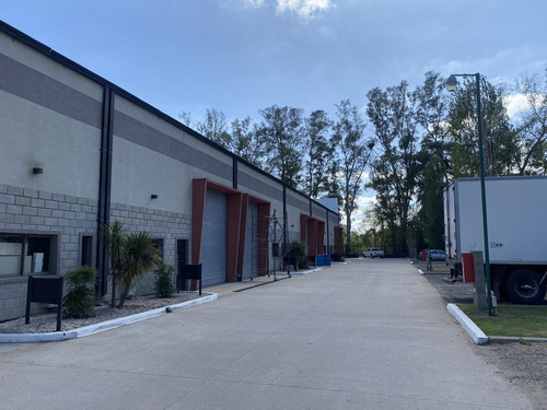Imagen 10 de 16 de Depósito En Venta En Micro Parque Industrial Con Seguridad 24hs
