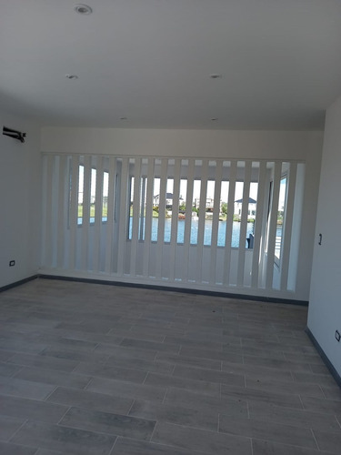 Imagen 10 de 26 de Casa En Venta En Puertos Del Lago, Escobar, G.b.a. Zona Norte