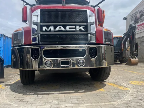 Tractomula Mack