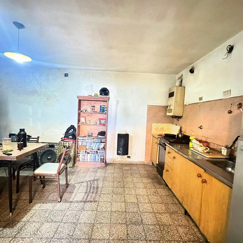 Venta Departamento De Pasillo De 1 Dormitorio Sometido A Ph En Barrio Arroyito