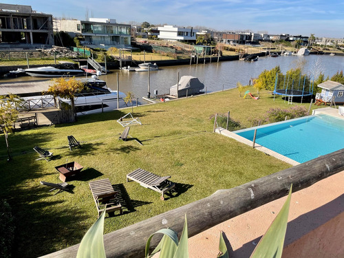 Casa En Albanueva, Tigre Con Salida Al Rio Lujan 