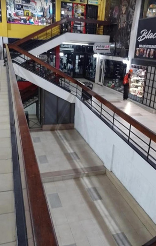 Local En Venta - 1 Ambiente - Lomas De Zamora