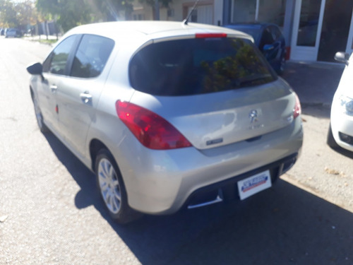 Peugeot 308 1.6 Active 2014