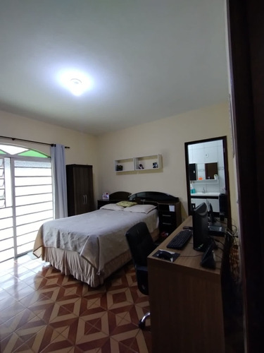 Oportunidade Única Em Caçapava! Sobrado Completo Com Edícula