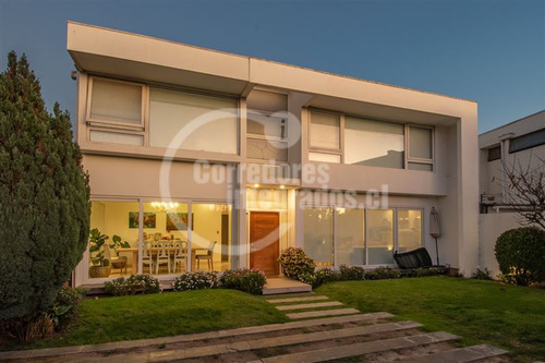 Venta Casa En Concon,amplia Y Lumisosa, Lomas De Montemar