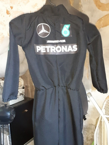 Imagen 3 de 8 de Disfraz Piloto Ferrari, Mercedes Otras Marcas Talle Adultos