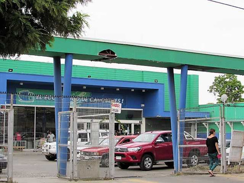 Cauquenes, Local Comercial 272 M2 (72923)