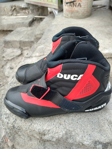 Tenis Ducati Negros Del 8.5 