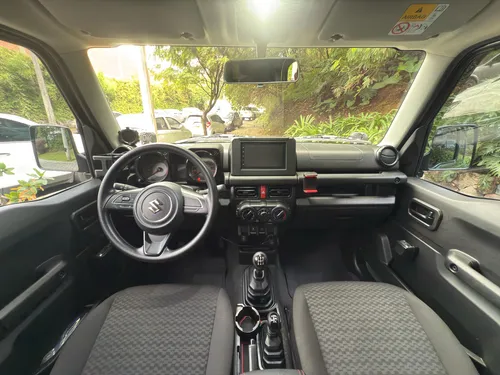 Suzuki Jimny 1.3 Mt