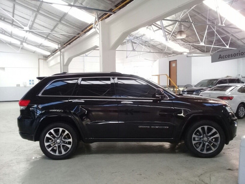 Jeep Grand Cherokee 3.6 Limited 286hp Techo + Llantas 18
