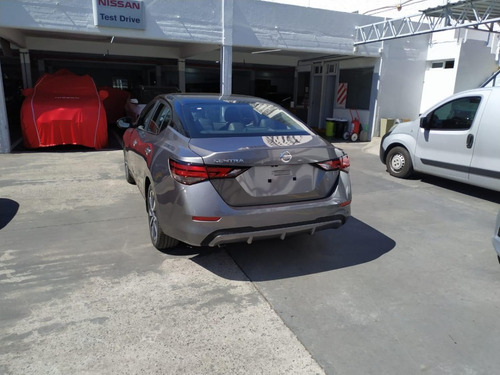 Imagen 6 de 15 de Nuevo Nissan Sentra Exclusive Cvt 2022