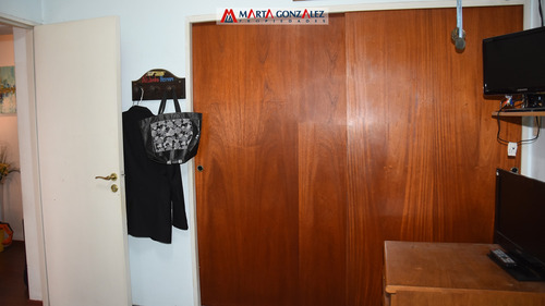 Venta. Triplex. Barrio Guemes