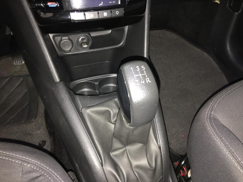 Peugeot 208 - Modelo Griffe - 1.6 - Ano 2015