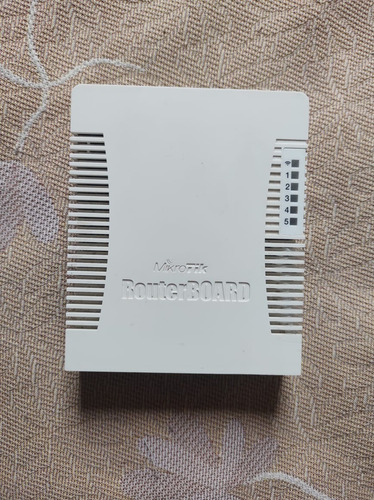 Mikrotik Routerboard Rb951g-2hnd Com Wi-fi E 5 Lan/wan