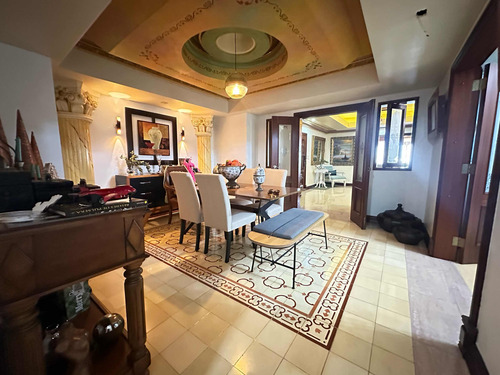 Penthouse En Bella Vista Sur, Muchos Parqueos Oportunidad
