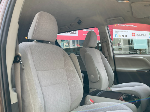 Toyota Sienna 3.5 Xle At