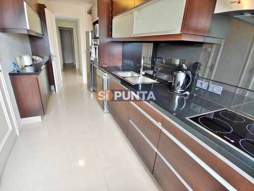 Imagen 10 de 21 de Punta Del Este. Imperiale Iii 2 Suites. Vista Al Mar