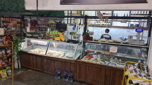 Fondo De Comercio En Venta! Fiambrería Y Kiosco! Alta Rentabilidad!