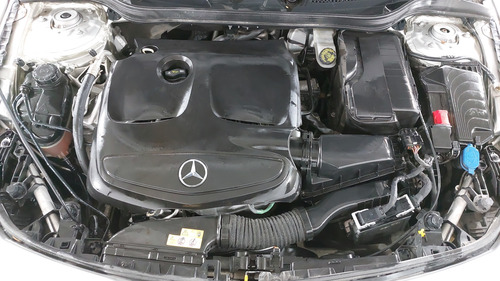 Mercedes-Benz Clase CLA 1.6 CLA 200 AT