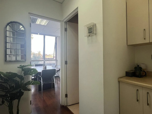 Venta Oficina 20m2, 1p-1b, Metro Bella Vista De La Florida