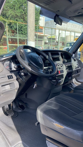 Imagem 10 de 10 de Iveco 35s14 2014 No Chassis