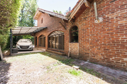 Encantadora Casa En La Martona
