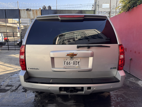 Chevrolet Tahoe E Suv Piel Cd 2a Fila Asientos 4x4 At