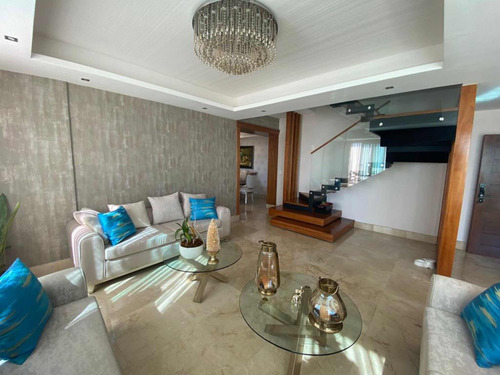 Venta De Penthouse En Alma Rosa I Santo Domingo Este