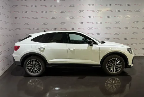 Audi Q3 2.0 Sportback 35 Tfsi Select 180hp Dsg