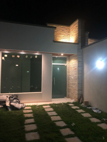 Imagem 8 de 14 de Casa 03 Quartos Nova