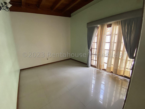 Casa En Venta En Prados Del Este Caracas Jardin Terraza Parrillera Pisos De Marmol 3 Niveles