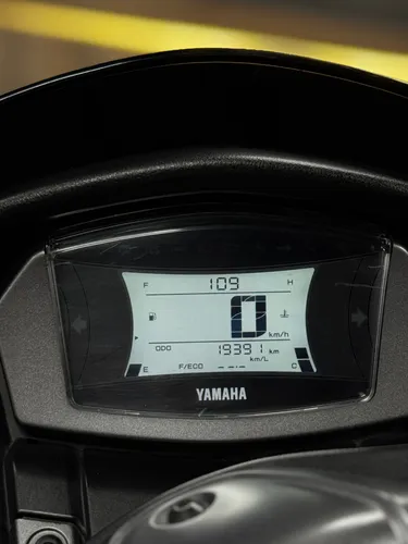 Nmax Connected 2023 Único Dueño 19.000 Kms