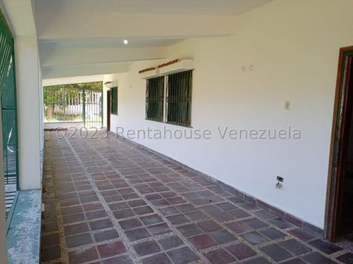 Imagen 3 de 15 de En Venta Hacienda (caballeriza) En Parque Caiza