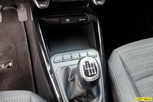 Kia Stonic 1.0 Zenith Hibrido