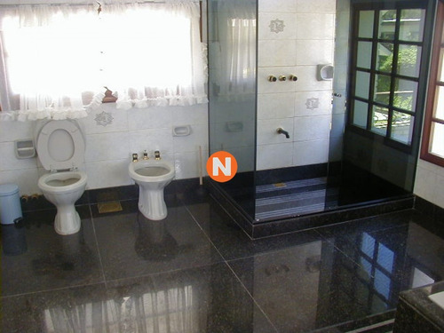 Casa En Venta Y Alquiler, Pinares, Punta Del Este, 5 Dormitorios.- Ref: 205047