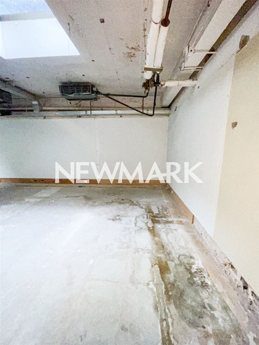 Local Comercial En Arriendo En Iconico Edificio