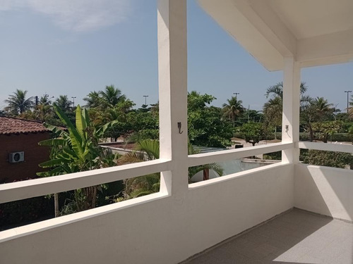 Alto Padrão Sobradão 5 Suites, 4 Varandas, Frente Ao Mar, Vista Direta, Condominio Fechado