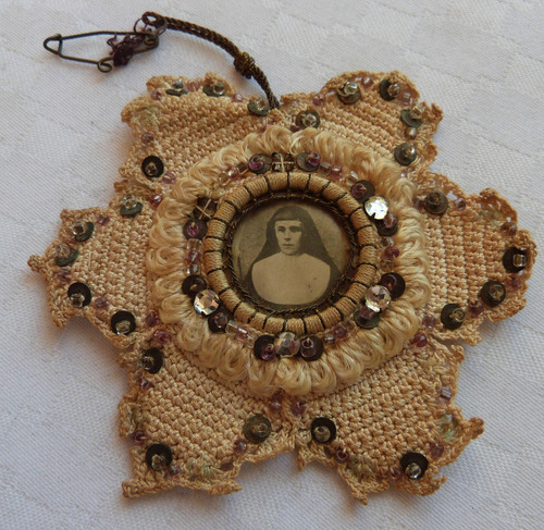 Monijor62-coleccion Antigua Reliquia Tela/ Madre Mazzarello (Usado)
