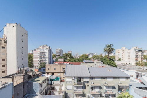 Departamento 2 Ambientes En Venta A Estrenar En Almagro Con Balcón Corrido. Amenities