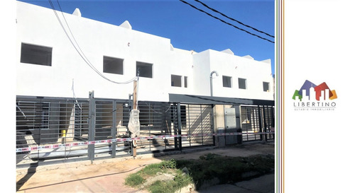 Imagen 1 de 7 de Duplex 4 Amb Con Patio Y Cochera A Estrenar // Jvg 932