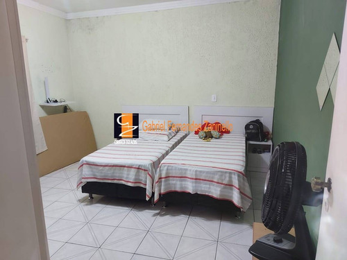 Imagem 10 de 13 de 2 Casas E Um Terreno Só Boa Reformadas E Vagas - C-2717