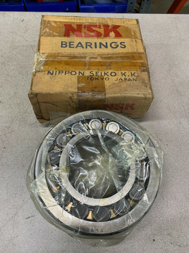 New In Box Nsk Roller Bearing 22318vag Zzb