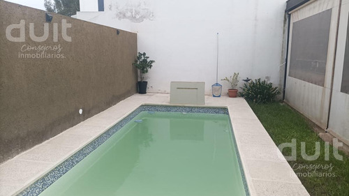 Duplex En Venta 3 Dormitorios Con Pileta  En Claros Del Bosque 2 Etapa